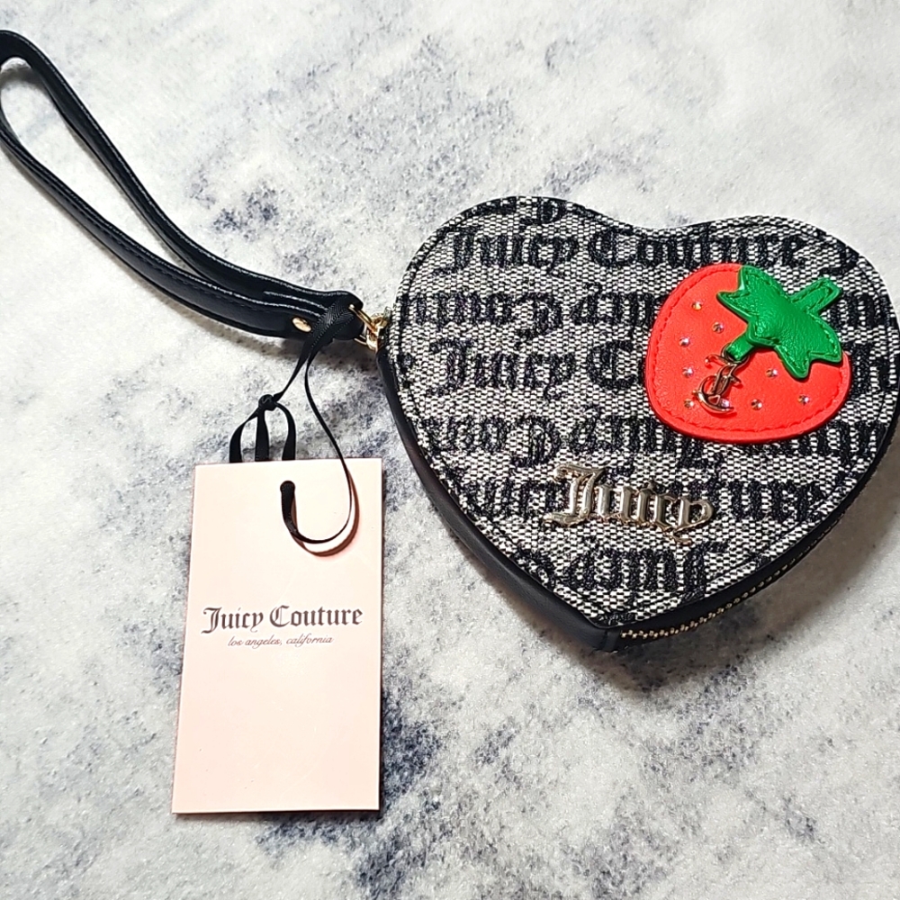 NEW Juicy Couture Heart Shaped Wristlet Strawberry Zip Around NWT K18